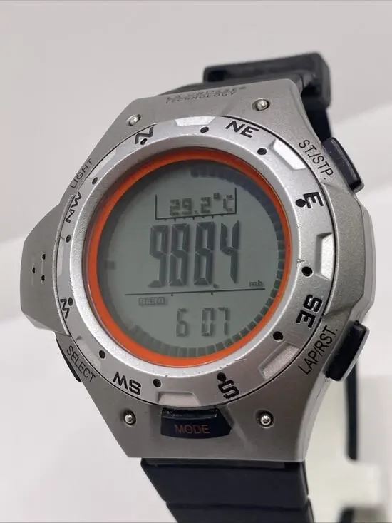 La Crosse Technology Radio Altimeter Barometer Camping Compass Watch New Battery