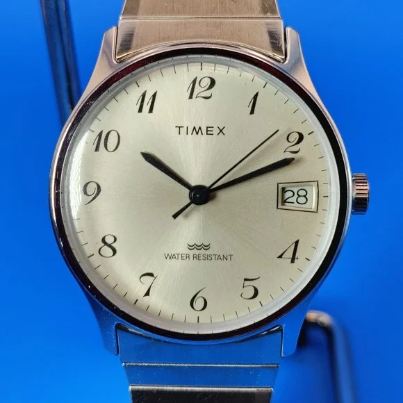 Vintage 1977 Timex Date Mechanical Wind 39mm Mens Dress Watch Fully Restored