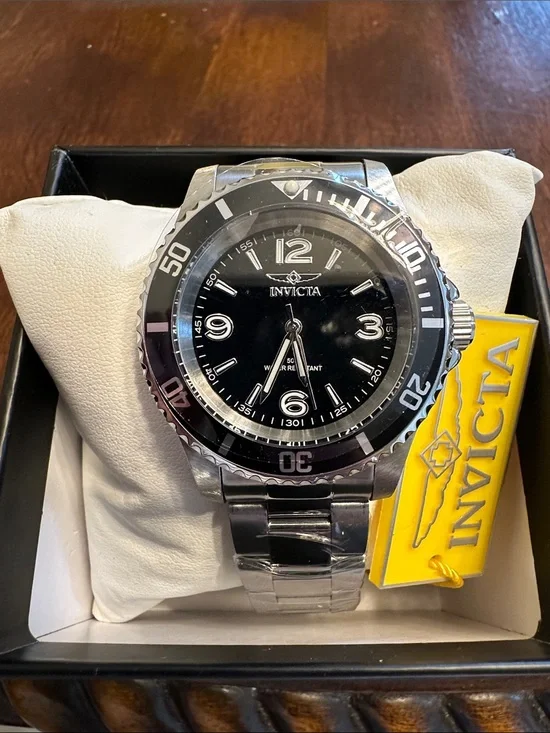 Invicta Men’s Black and Silver Stainless Steel Dive Watch
