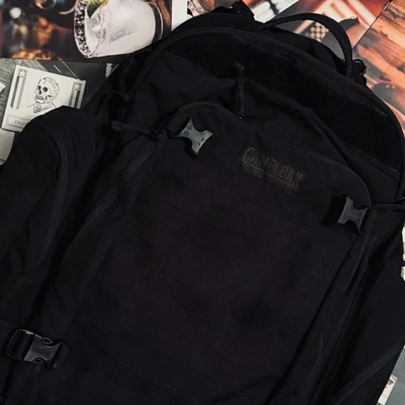 🦁 🪵 🦁• ☠️ CAMELBAK x “BFM” x Alpha Vibes ☠️• 🪵 🦁 🪵