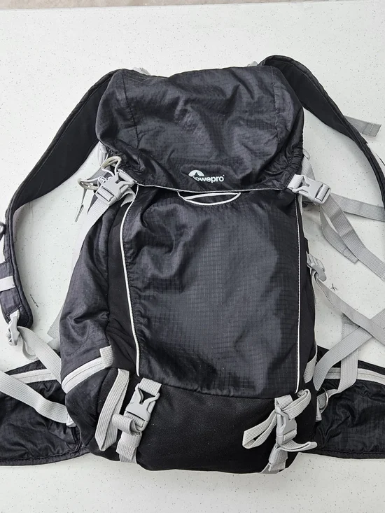 LowePro Photo Sport 200 AW Camera Backpack – Excellent Condition