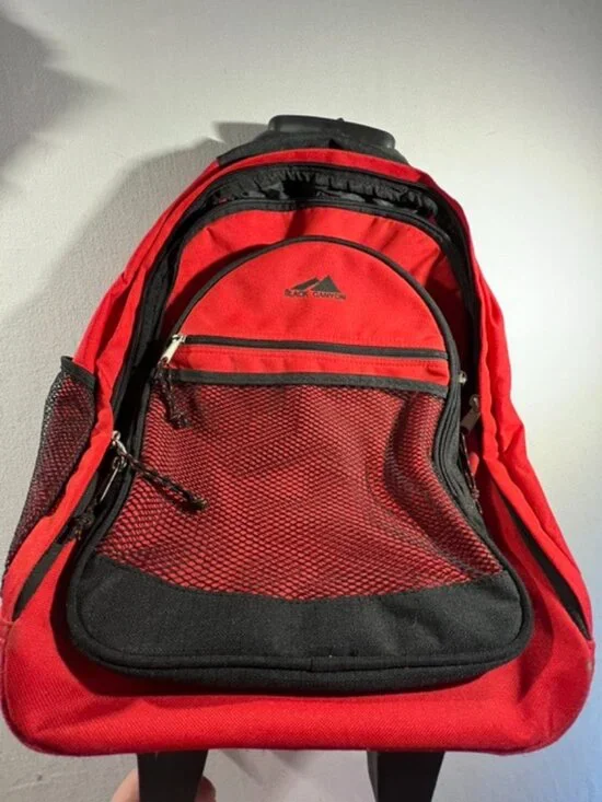 Vintage BLACK CANYON Red & Black Backpack rolling with shoulder pads‎ 2000's