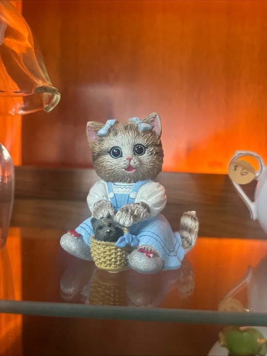 White Decorative Figurine (Kittens of Oz theme)