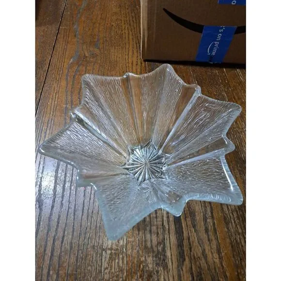 Vintage Crystal Starburst Bark Texture Star Shaped Bowl Centerpiece Good Quality