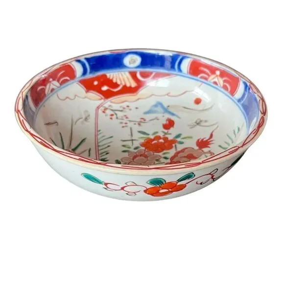 Japanese Imari Hand Painted Porcelain Bowl
