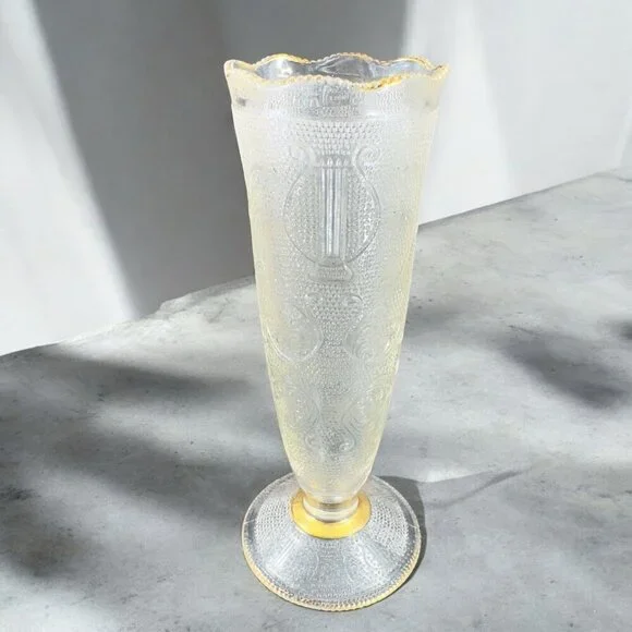 Jeannette Harp Glass Vase with 22K Beaded Gold Trim USA Tall Glass Vase Vintage‎