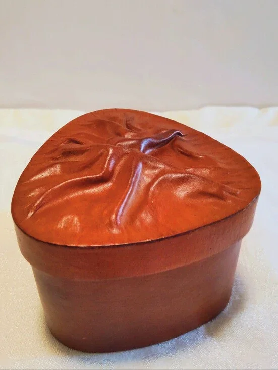 Vintage Wooden Trinket Keepsake Box Carved Lid Triangle Shape Red Lined Decor