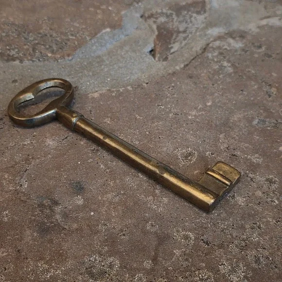 Vintage Solid Brass Skeleton Key Antique Style Large Decorative Gate Barrel Key