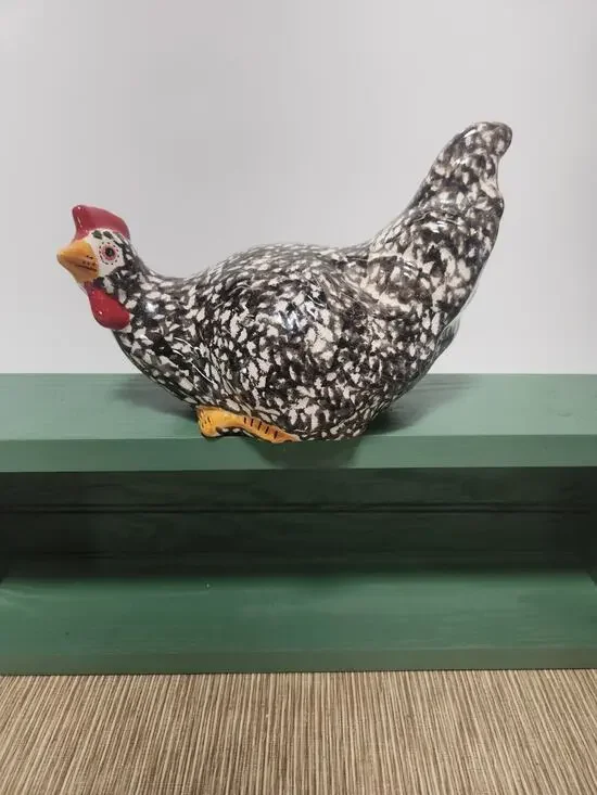 La Dolce Vita Speckled Sponge Painted Hen Chicken/Hen Ceramic Kitchen Home Decor