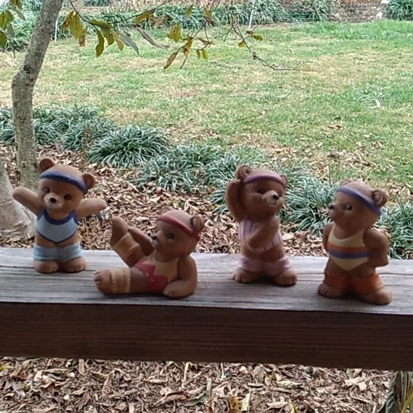 Vintage 1980s Homco Home Interiors dancing exercising bears 🐻 set of 4