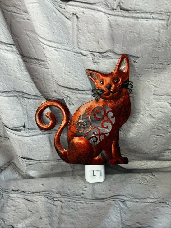 Whimsical Rustic Metal Orange Cat Lover Wall Plug In Decorative Night Light GUC