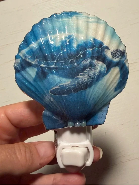Handmade sea turtle decoupage scallop Seashell Night Light