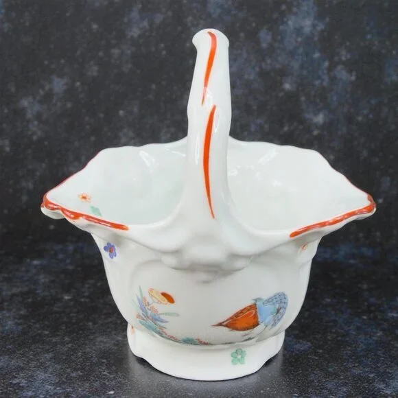 Chantilly Decor Kakiemon Porcelaine du Musée Conde Porcelain Basket Bowl Vintage