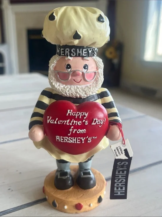 Hershey’s 1998 Collectible Elf with Happy Valentine’s Day Heart by Kurt S Adler