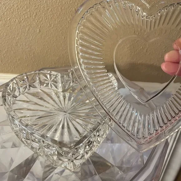 Glass Crystal Large Heart Trinket Box with Lid 7x7 Gorgeous!!