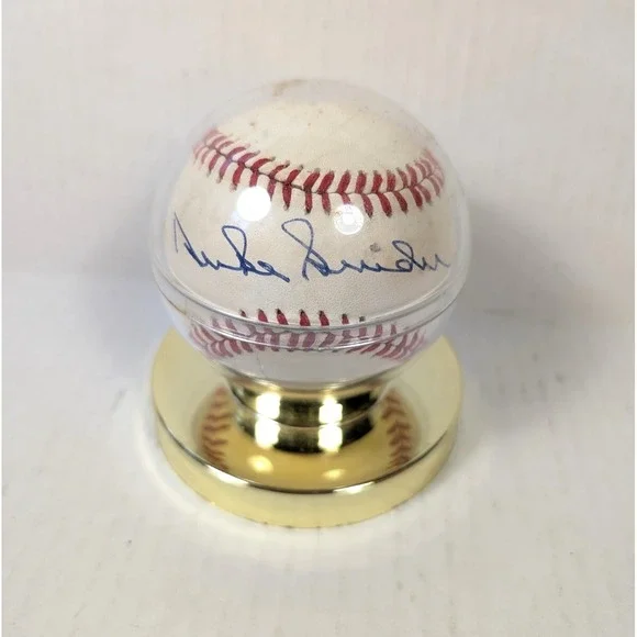 Vintage Duke Snider Signed Baseball‎ NO COA Dodgers MLB Rawlings