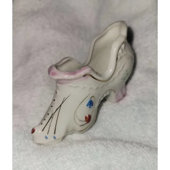 Vintage Japanese shoe porcelain