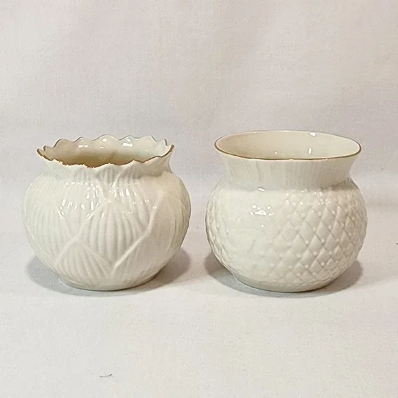 Belleek Collectors Society Thistle and Lily Parian China‎ Bowls Set of 2 Ireland