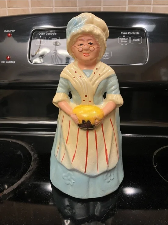 Grandma Utensil holder or planter. Adorable and in nice shape.