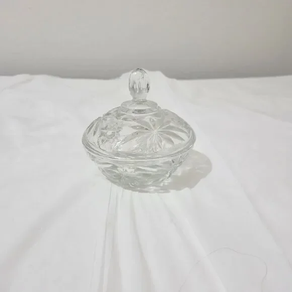 Vintage Anchor Hocking Prescut Star of David Covered Candy Dish Glass Lid