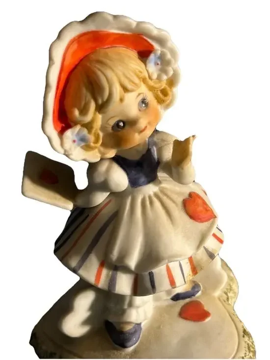Vintage Porcelain Girl Figurine Hand‑Painted Kitsch Decor Japan