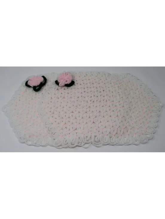 Vintage 1970s Handmade Crochet Pink White Daisy Loop-Stitch Table Dining Mat 2