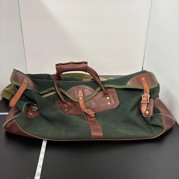 Orvis Mens Battenkill Gokey Duffle Bag Large Green Canvas Leather Trim Weekend