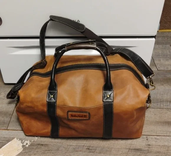 Vintage 90s Timberland Brown 100% Leather Duffle Bag Carry On Weekender Strap