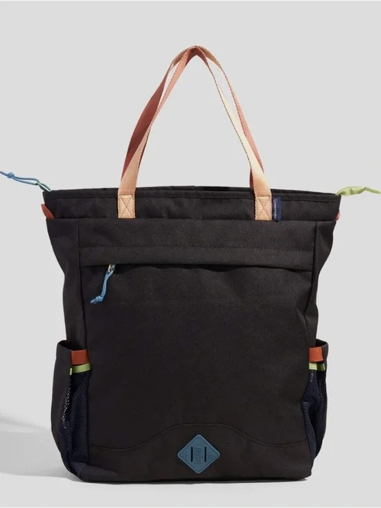 NWOT UNITED BY BLUE United By Blue - (R)evolution™ 25L Convertible Carryall