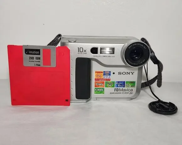 Sony UNTESTED FD Mavica MVC-FD75 With Floppy Disk Digital Still Camera