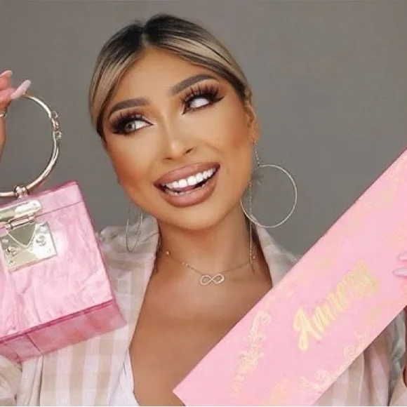 AMREZY x BELLAMI Limited Edition Pink Professional Flat Iron — NEW, SEALED 💕