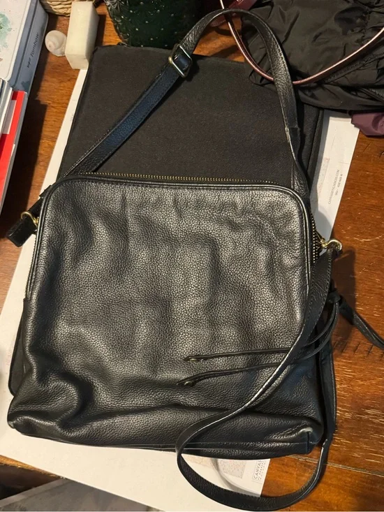 Banana Republic Black Pebbled Leather Messenger Bag