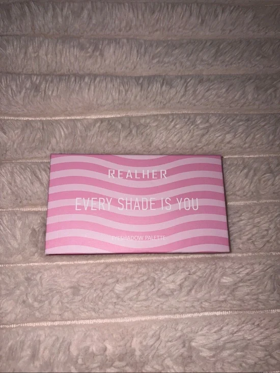 RealHer Every Shade Is You Eyeshadow Palette – NEW | Soft Pink Neutral Palette