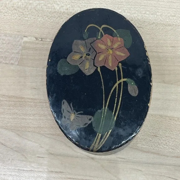 Vtg Trinket Box Paper Mache Hand Painted Lacquered Butterfly Floral‎ Oval Lid