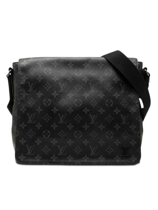 Louis Vuitton Monogram Eclipse District MM NM Crossbody Shoulder Bag Black