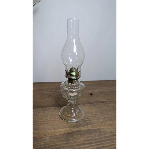 Paloma Vintage Glass Oil Lamp Clear Embossed Bird Hurricane Lantern‎ 13 Inch Box