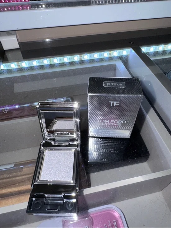 Tom Ford Extreme Single Eyeshadow- 19TFX19