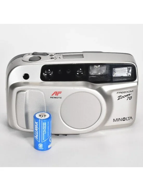 Minolta Freedom Zoom 70 Compact Point-and-Shoot 35mm Film Camera