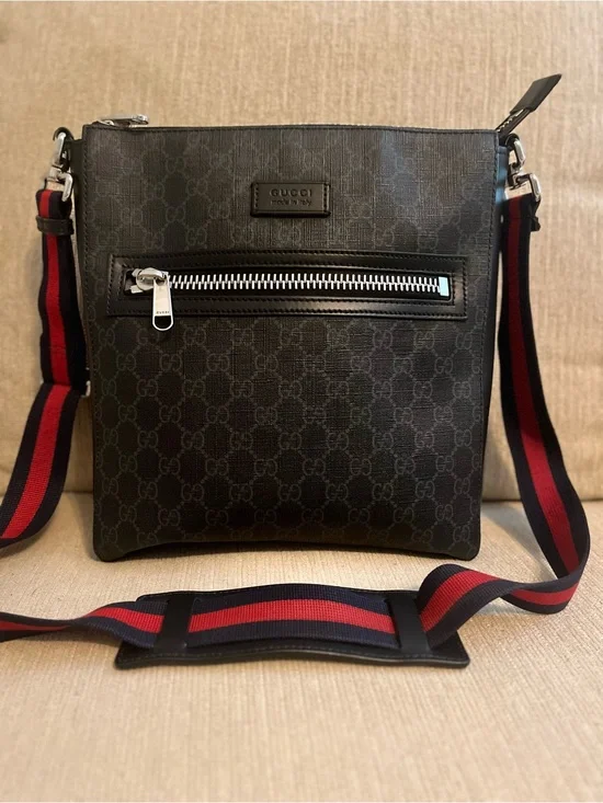 Gucci Black GG Supreme Messenger Bag with Red and Blue Web Strap