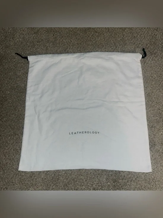 LEATHEROLOGY Ivory Drawstring Dustbag 20x20” White Pouch For Messenger Bag NEW