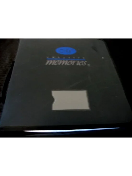 Creative Memories Accessory Binder 7 Protectors Good Zipper with borders/diecuts