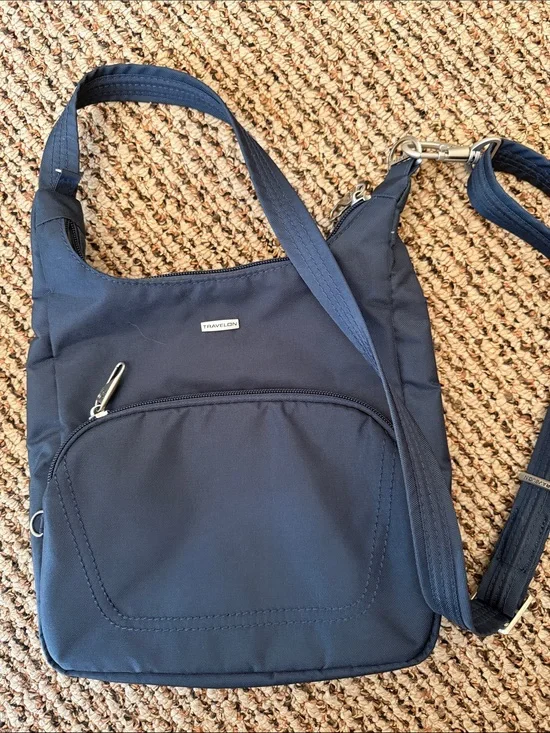 Travelon Navy Lightweight Anti-Theft Crossbody Messenger bag, new