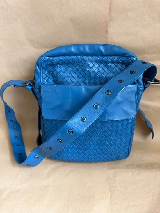 Bottega Veneta Leather Blue Messenger Bag
