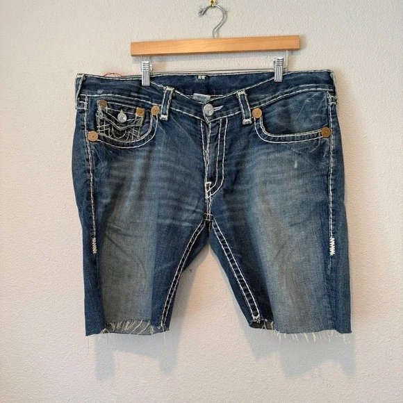 True Religion Joey Super T Mens Blue Denim Cut Off Shorts Size 38 Made in USA