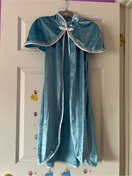 Little adventures ice princess cloak size L/XL 5-9 years blue Elsa inspired soft