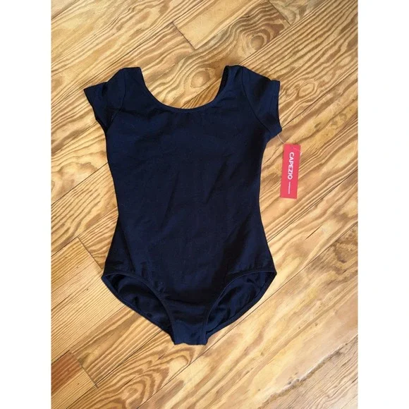 New Capezio Black Leotard Short Sleeve Girls Toddler Size Large Dance Ballet Gym