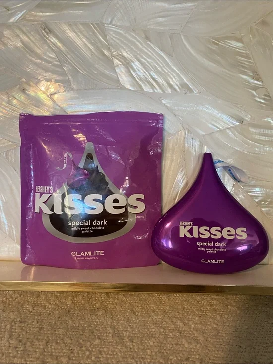 NEW Glamlite Hersheys Kisses Special Dark 6 Purple Toned Eyeshadow Body Palette