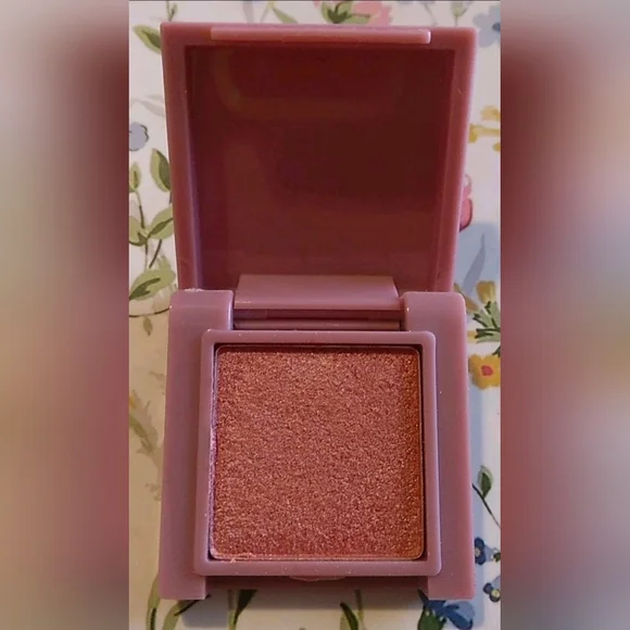Ciaté London Peach Party Metallic Eyeshadow NWOB