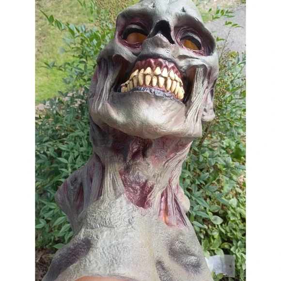 Halloween Scary Mask Walking Dead Zombie 1997 Magic Group Latex 18.5