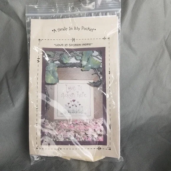 Granny's Attic Love Is Spoken Here Cross Stitch Kit Tea Dyed‎ Muslin Fat Quarter